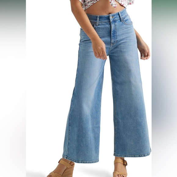 Wrangler Denim - Wrangler Womens High Rise Wide Leg A-line Crop Jean